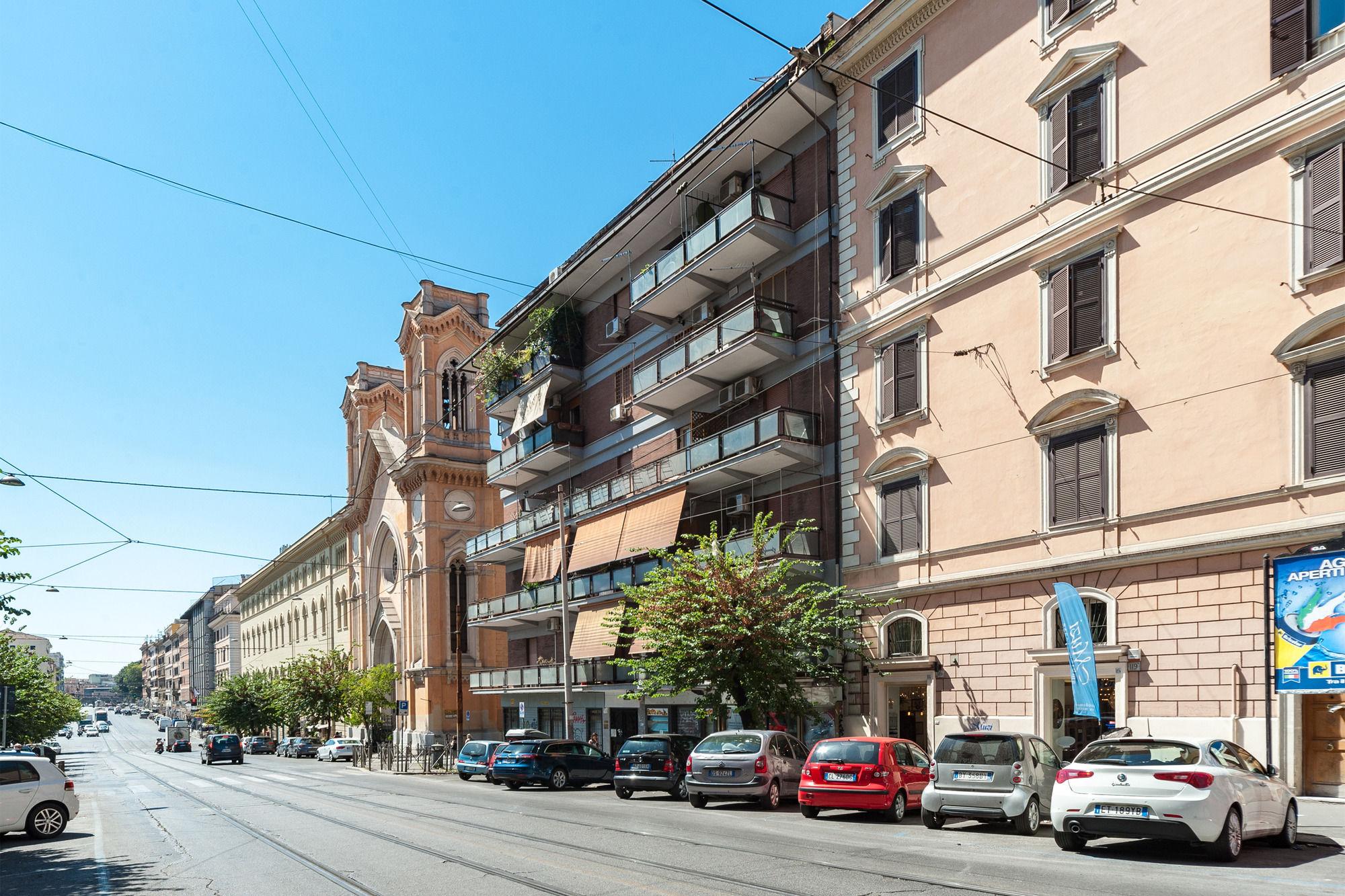 Hosting Flats Guesthouse Roma Dış mekan fotoğraf