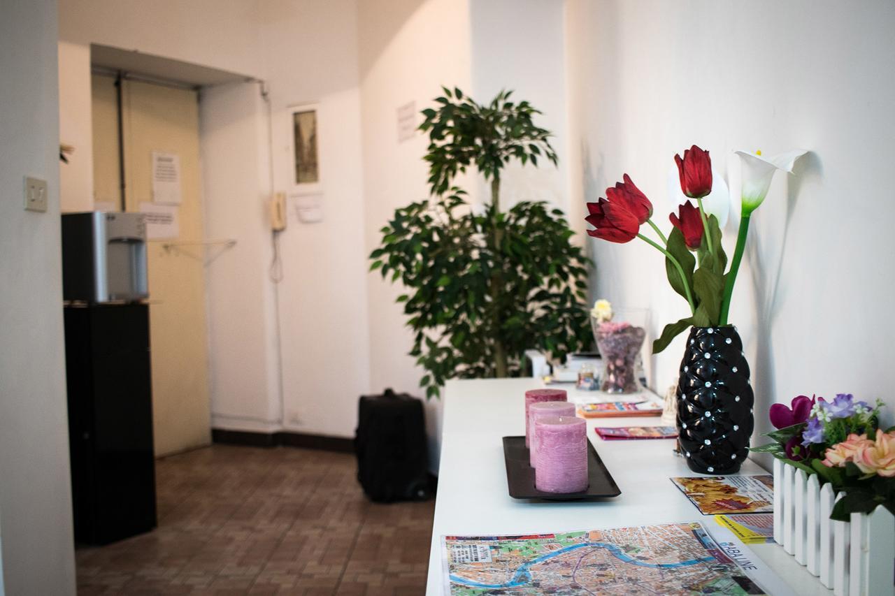 Hosting Flats Guesthouse Roma Dış mekan fotoğraf