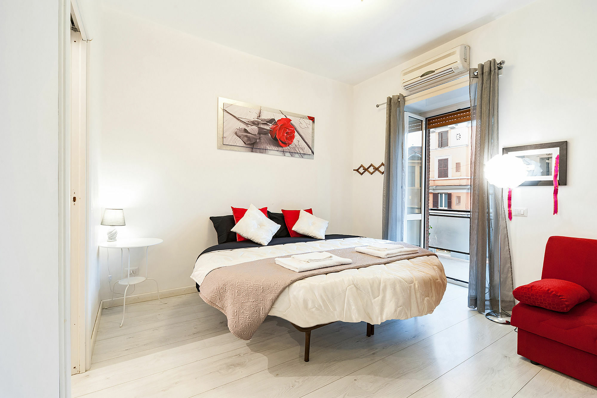 Hosting Flats Guesthouse Roma Dış mekan fotoğraf